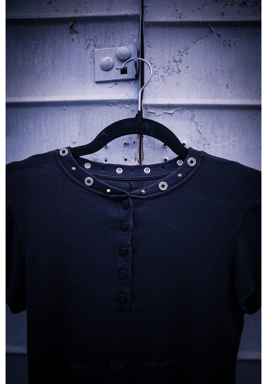 2DIFF Muse Henley Shirt Front Button