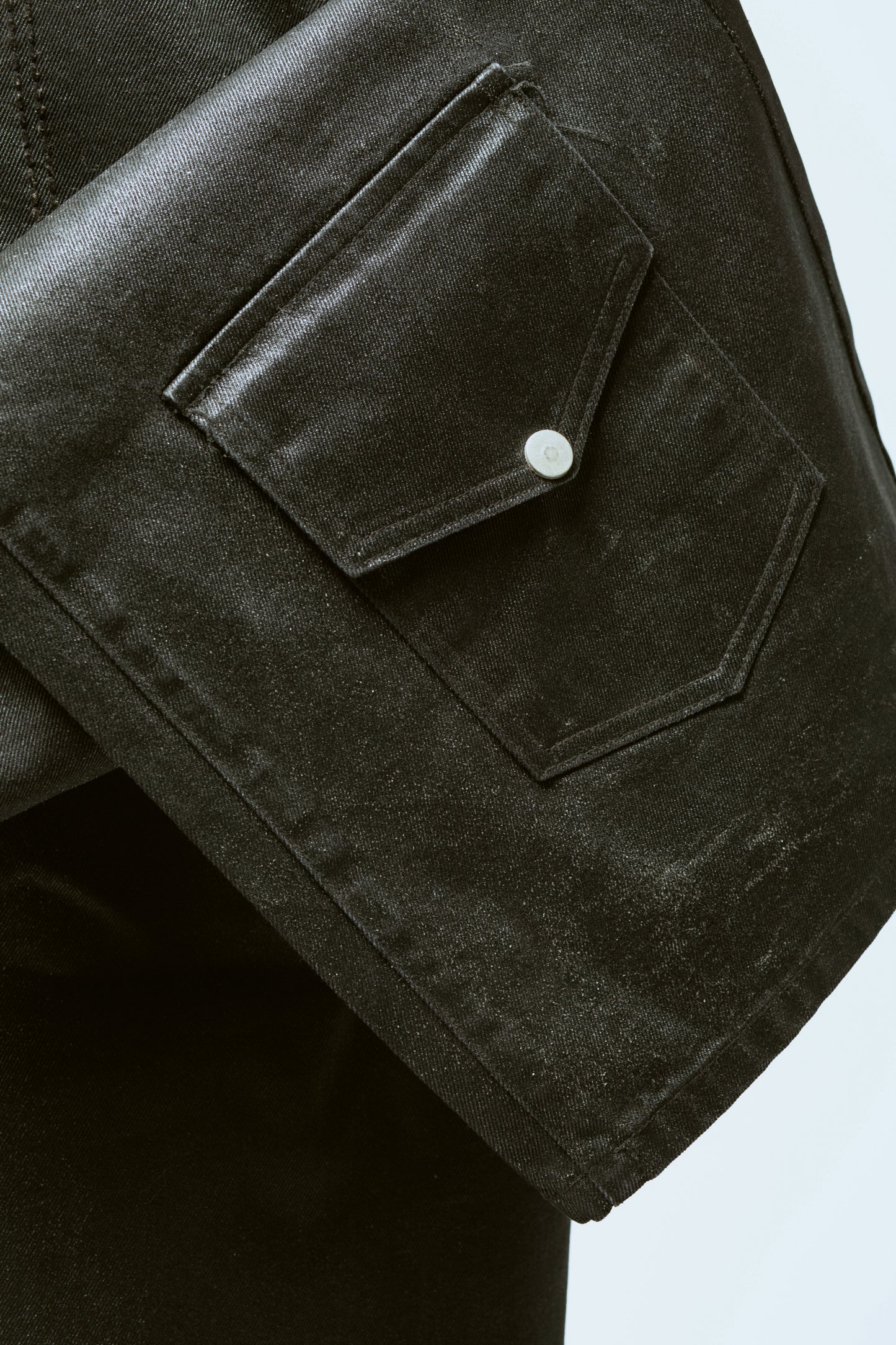 2DIFF Carbon Wax Denim Front Pocket